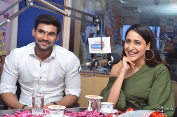 Jaya Janaki Nayaka Movie Team At Radio City